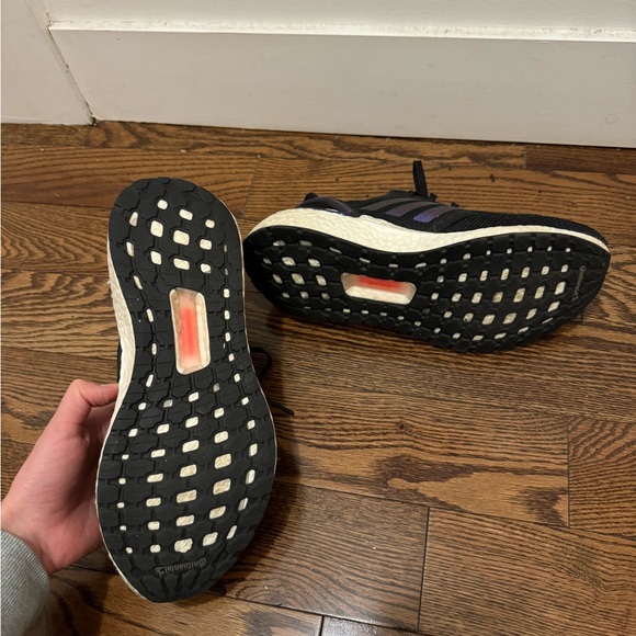 Adidas Ultraboost - Size 8.5 women’s or Size 7 men’s - Picture 3 of 3